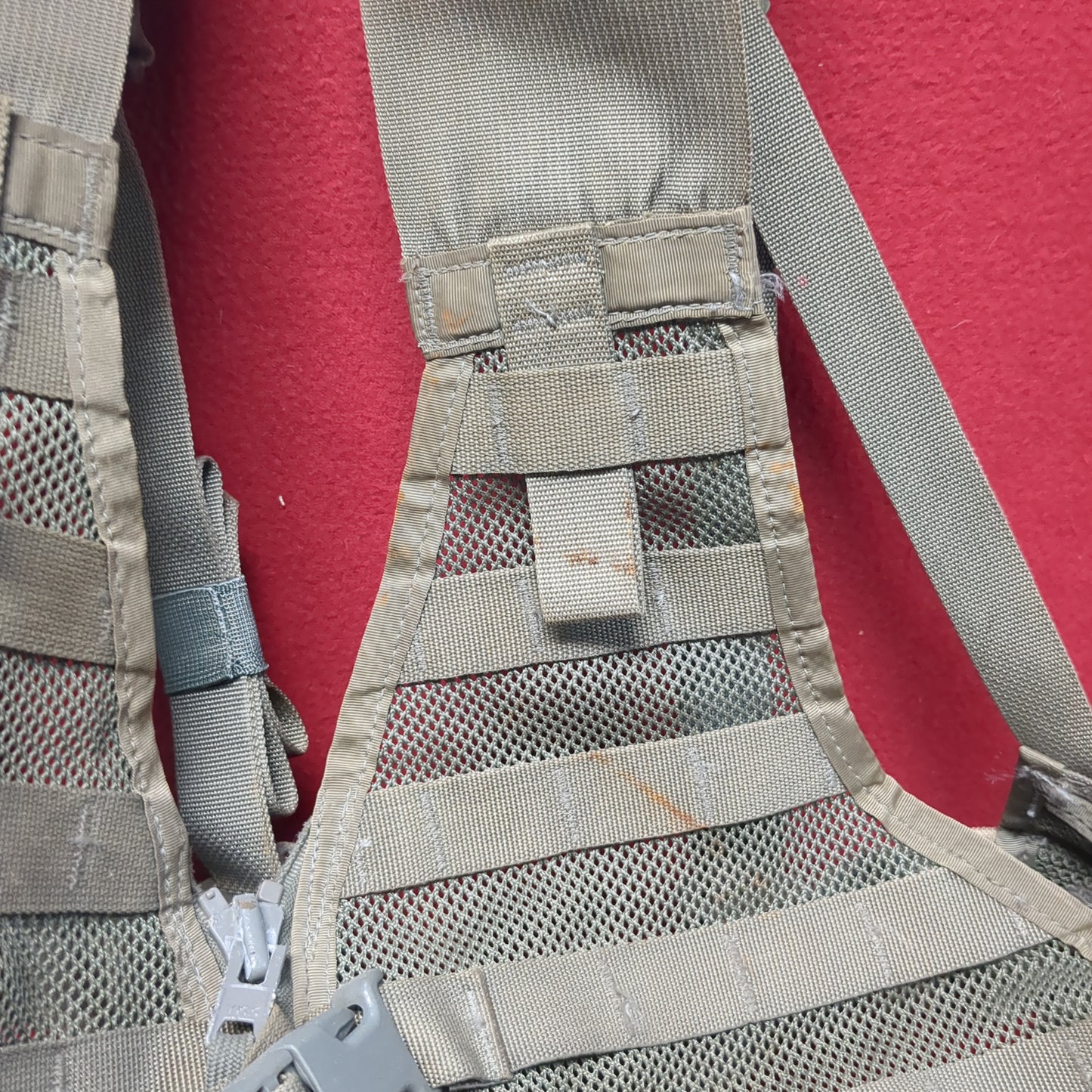 Chest Rig ACU Digitial Camo Fighting Load Carrier FLC Molle (lbv-MH683)