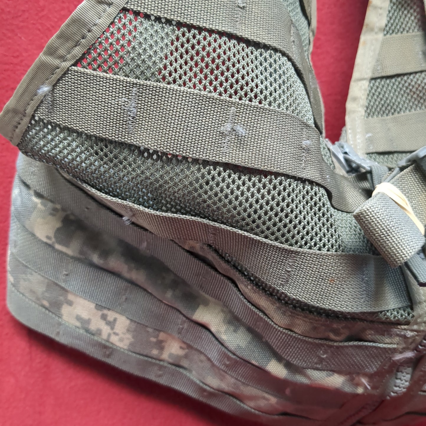 Chest Rig ACU Digitial Camo Fighting Load Carrier FLC Molle (lbv-MH683)