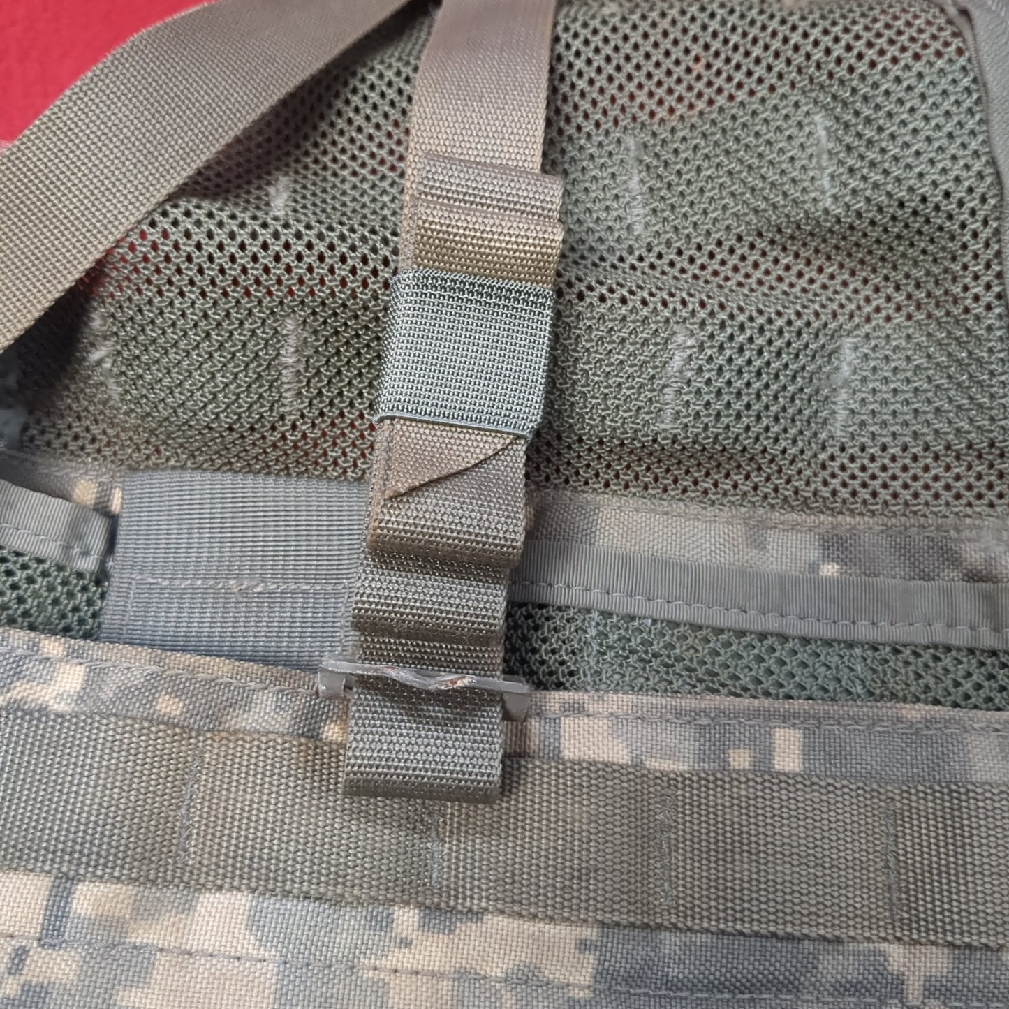 Chest Rig ACU Digitial Camo Fighting Load Carrier FLC Molle (lbv-MH683)