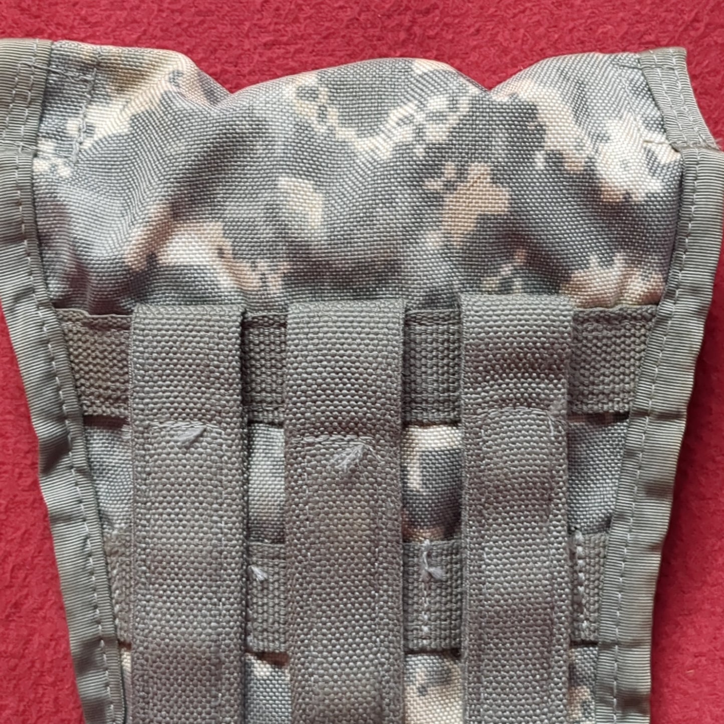 US Army Suction Catheter Pouch UCP ACU Molle II Good Condition (acu-MH697)