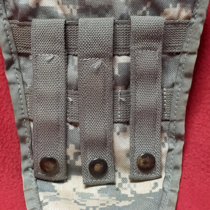 US Army Suction Catheter Pouch UCP ACU Molle II Good Condition (acu-MH697)