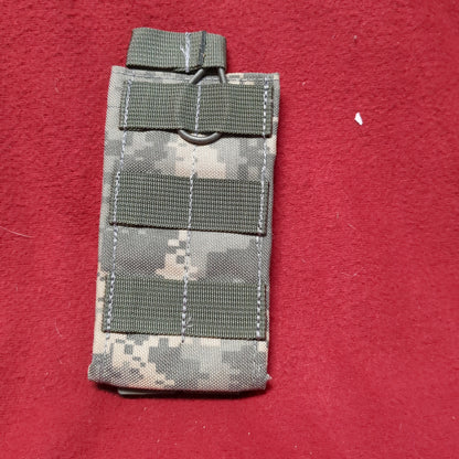 US Army Taxtical Taylor Pouch UCP ACU Molle II W/Malice clips Excellent Condition (acu-APR6)