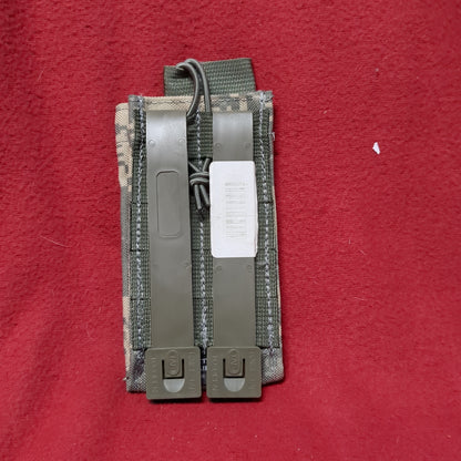 US Army Taxtical Taylor Pouch UCP ACU Molle II W/Malice clips Excellent Condition (acu-APR6)