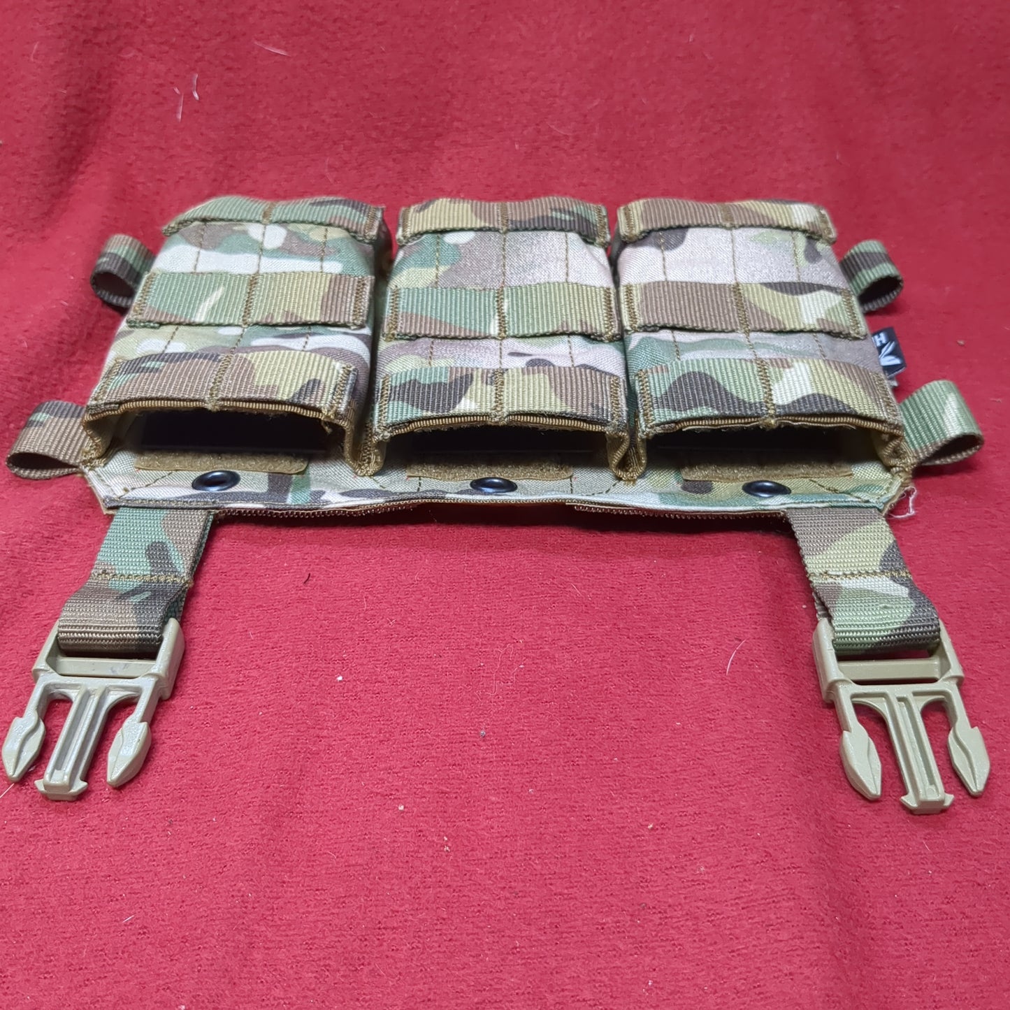 NOS HRT Triple Mag w Internal Retention Stiffener Dangler Pouch Placard Multicam OCP (28o-APR8)