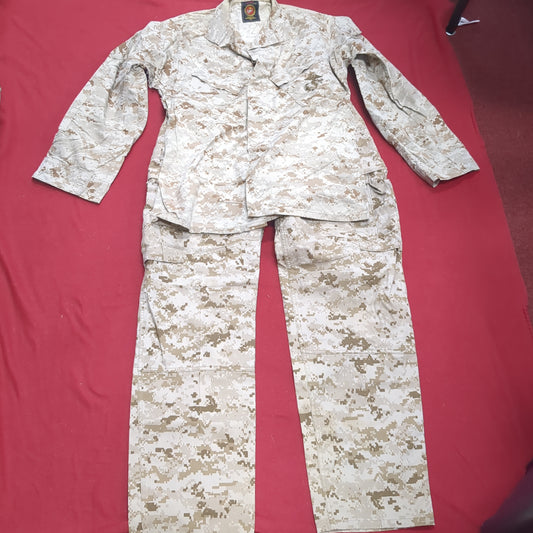 USMC Marine Corps Small Reg Top/Medium Reg Pants COMBAT SHIRT & PANTS Desert Marpat Camo (fb01-APR48)