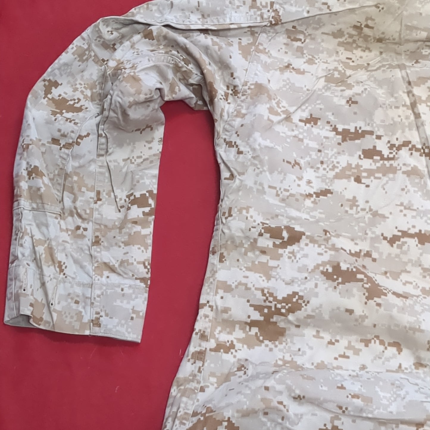 USMC Marine Corps Small Reg Top/Medium Reg Pants COMBAT SHIRT & PANTS Desert Marpat Camo (fb01-APR48)