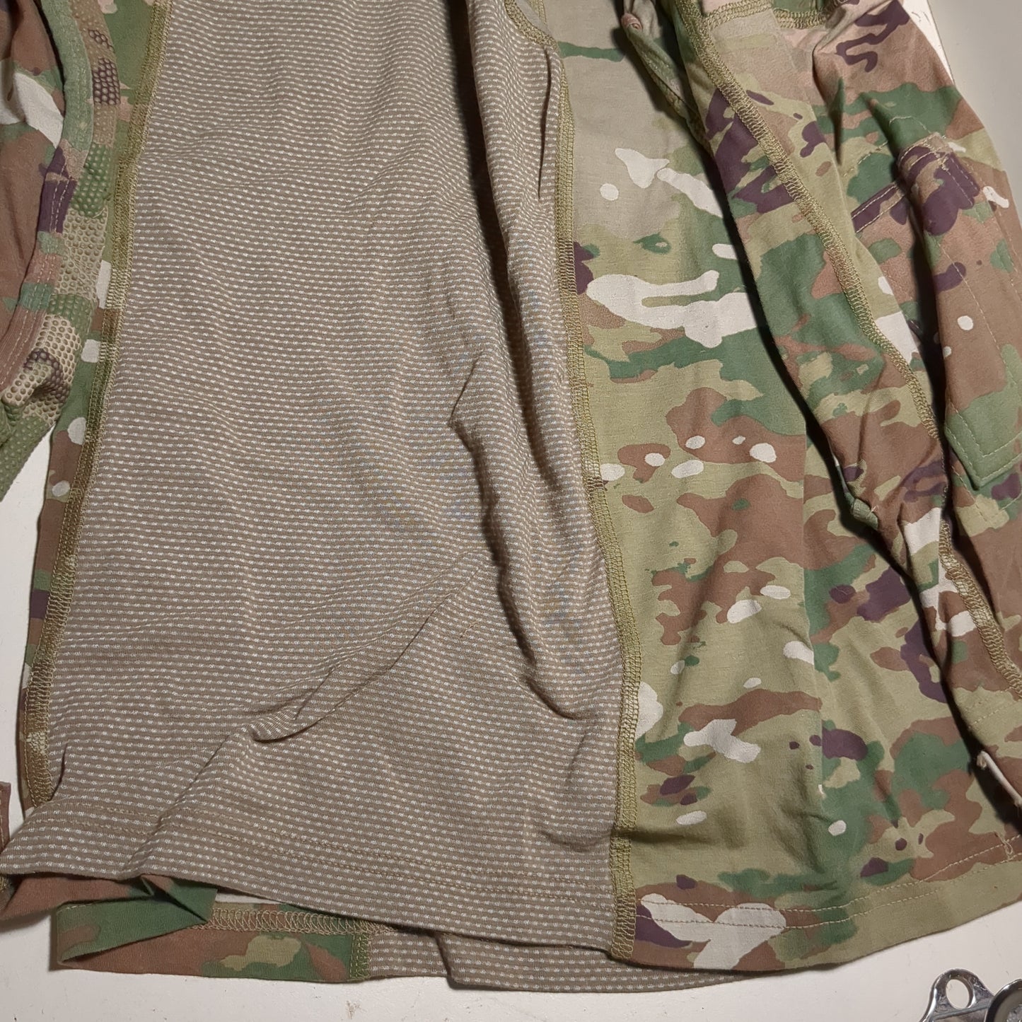 NOS US Army Medium Deployment 1/4 Quarter Zip Combat OCP Multicam FRAC Top Shirt (cso- fa10-g476)