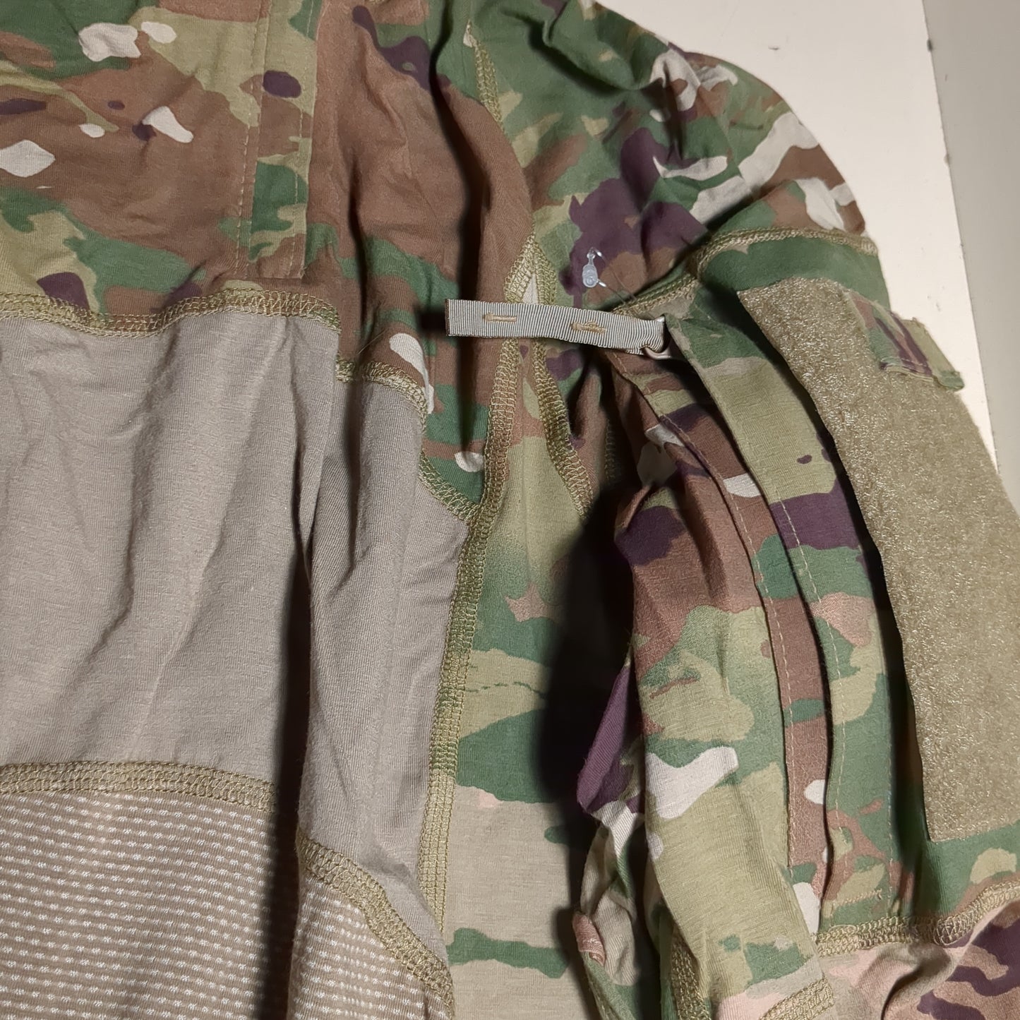 NOS US Army Medium Deployment 1/4 Quarter Zip Combat OCP Multicam FRAC Top Shirt (cso- fa10-g476)