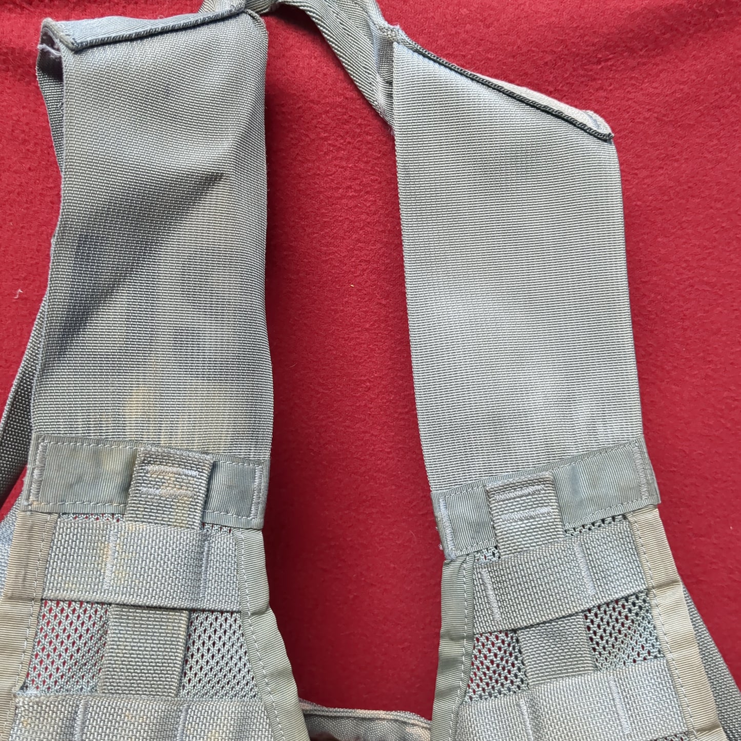 Chest Rig ACU Digitial Camo Fighting Load Carrier FLC Molle (lbv2-APR251)