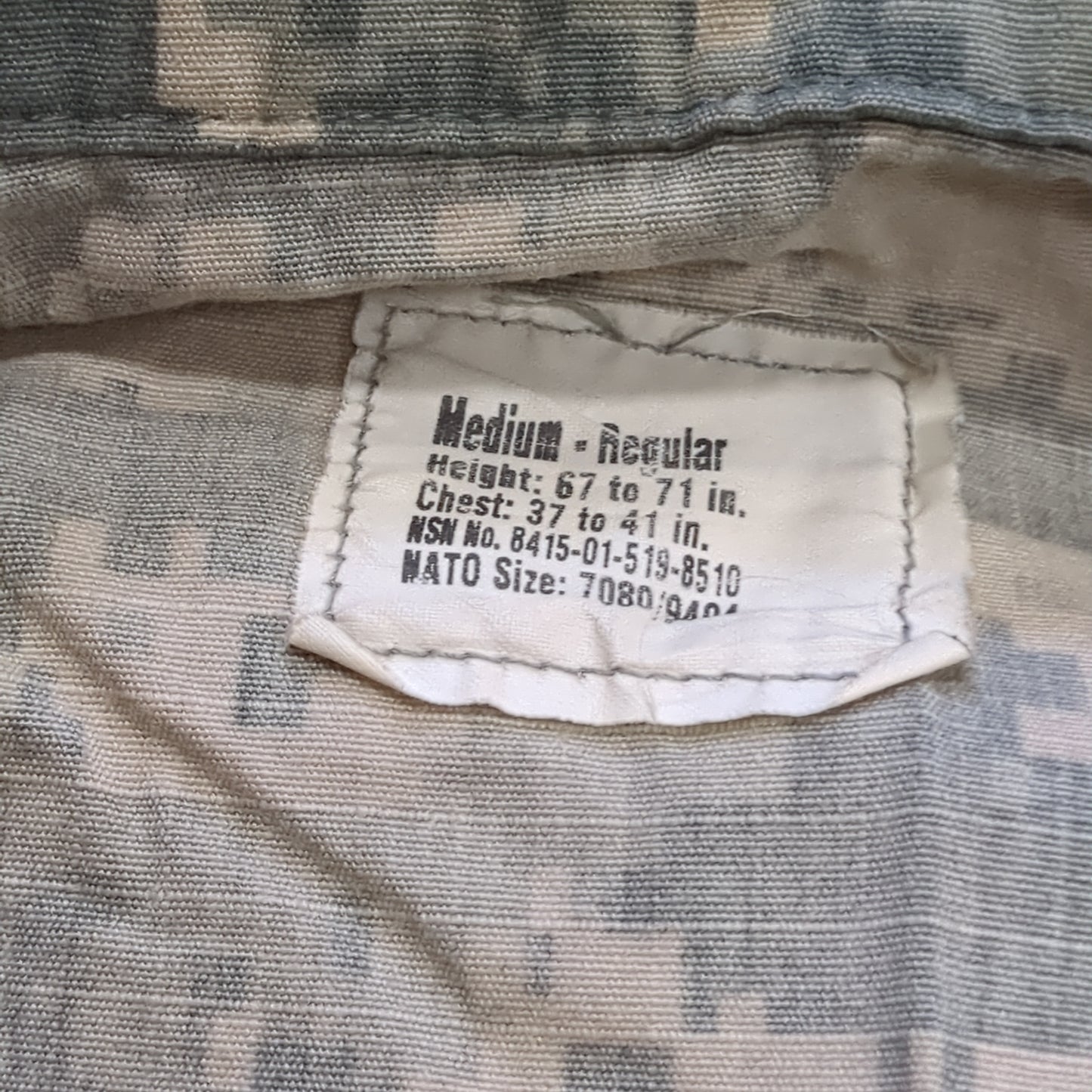 US Army Medium Regular ACU Combat Uniform Top UCP Digital Good Condition (fb16-APR266)