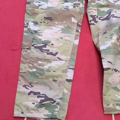 SET of US Army MEDIUM REGULAR Top/ ML Pants Traditional OCP Uniform Air Force Good Condition (ocp2- fa18-APR295)