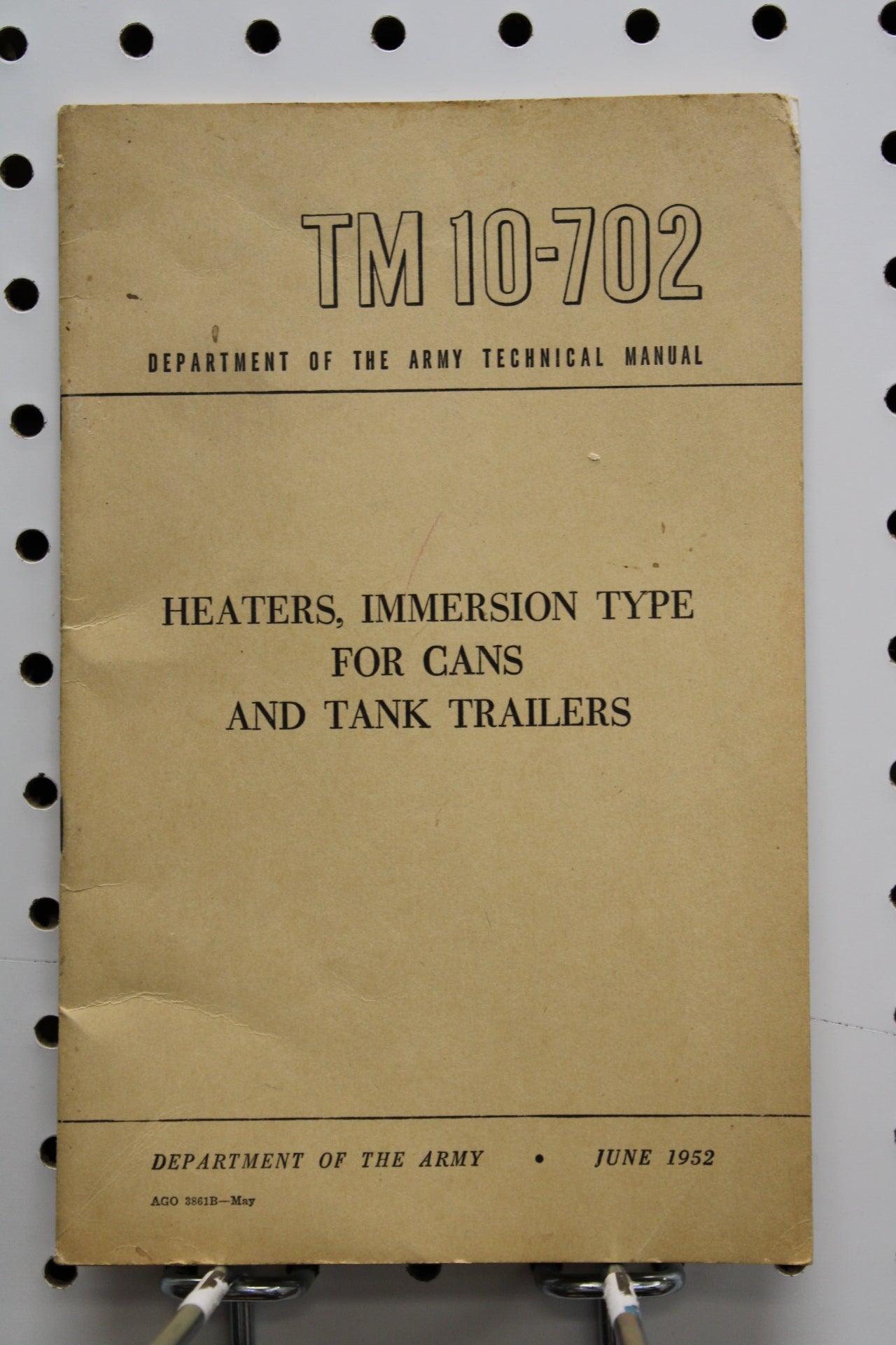 BOOK: June 1952 TM 10-702 Heaters, Immersion Type for Cans and Tank Trailers (T624)